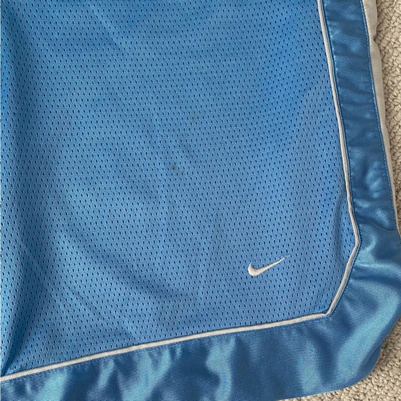 Nike - University Blue Basketball Short (L) - Picture 3 of 3